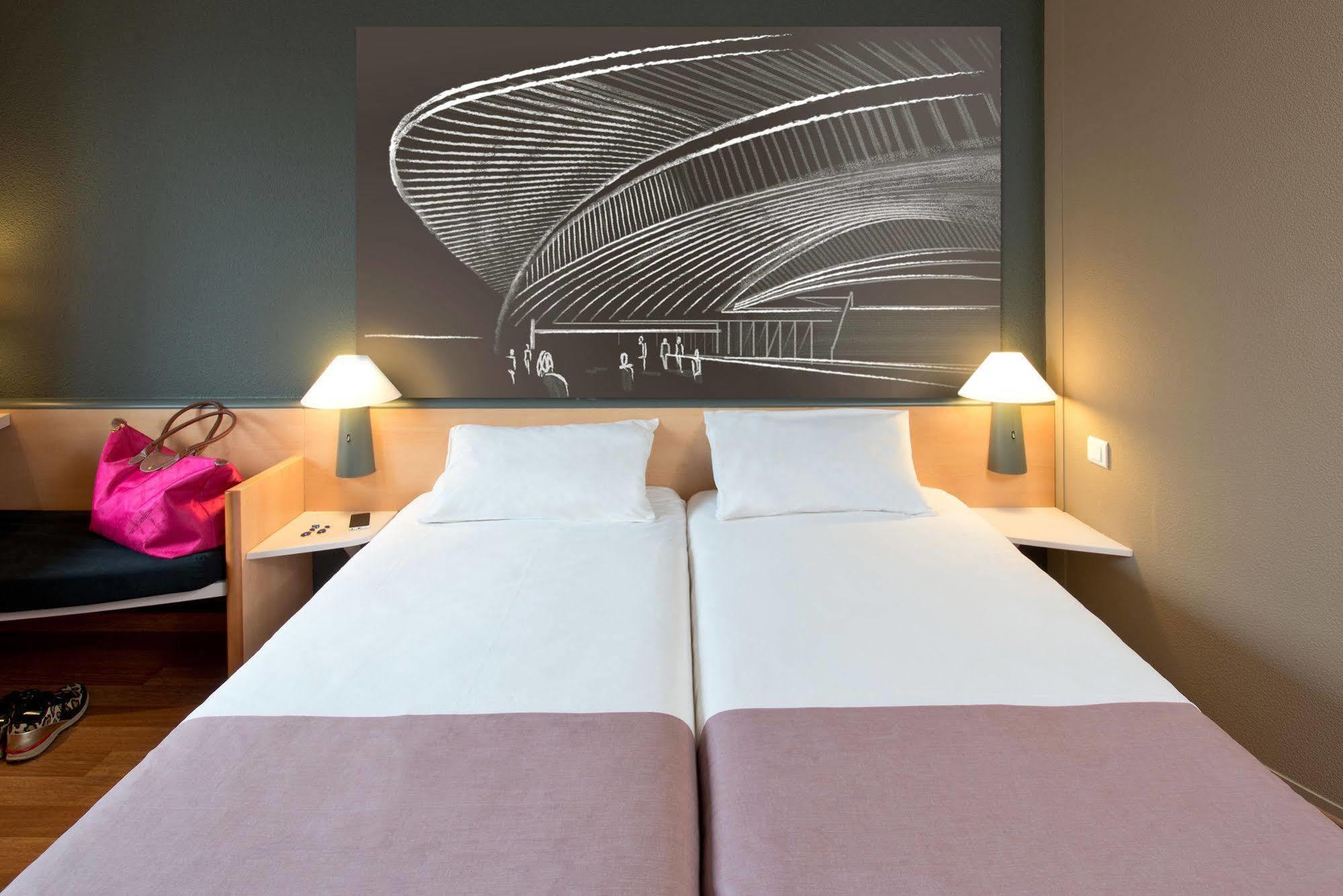 ibis Liège Seraing Boncelles Esterno foto
