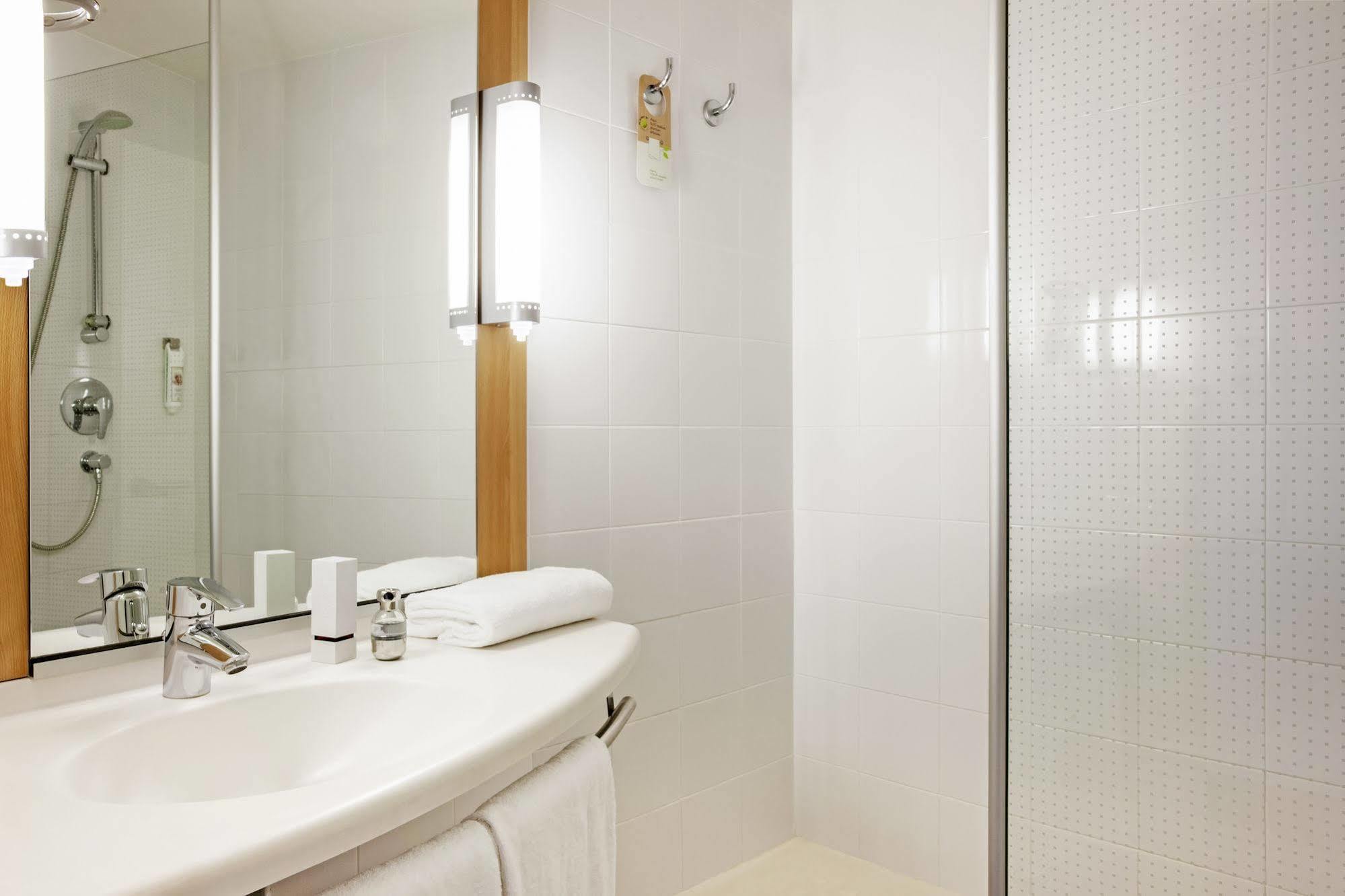 ibis Liège Seraing Boncelles Esterno foto